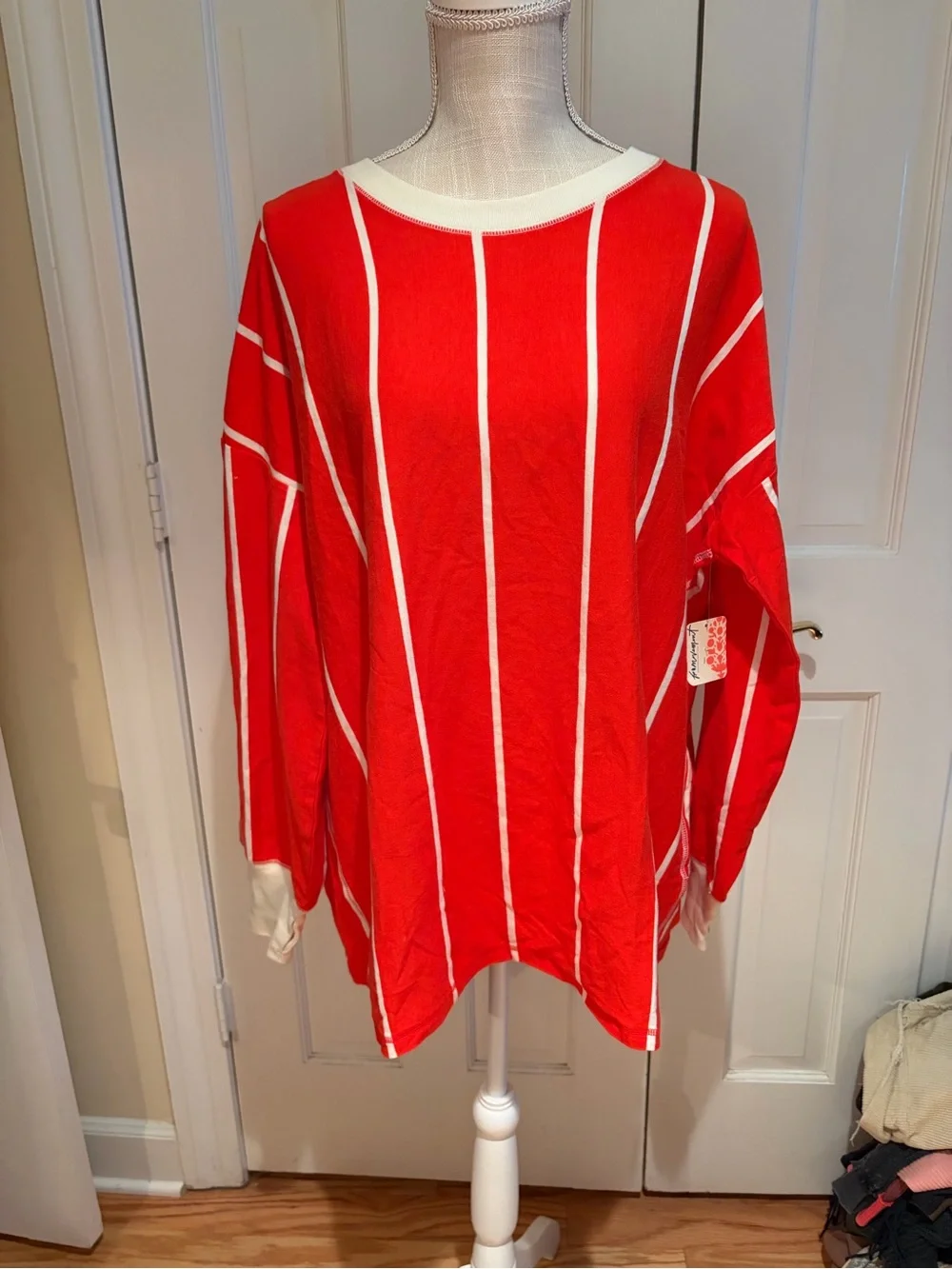 Free people tee size S. Oversized fit. NWT.